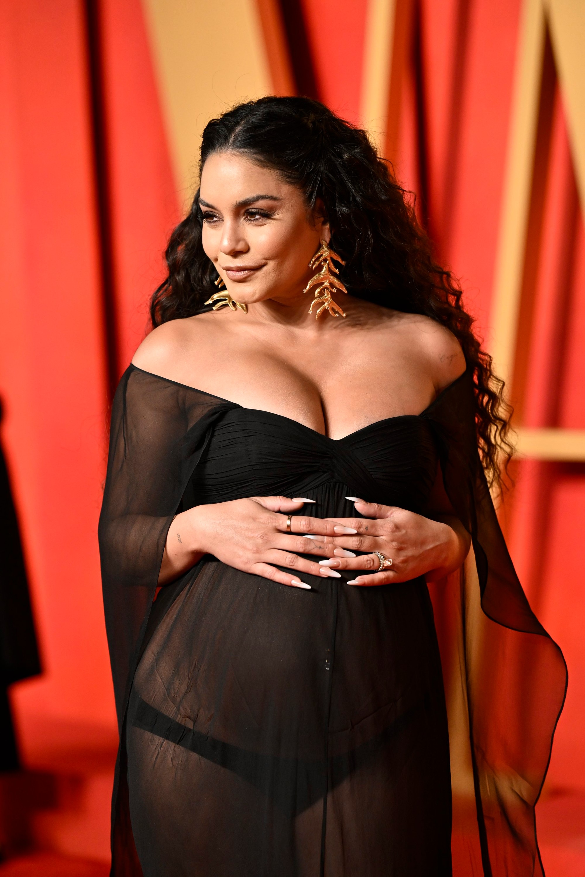Vanity Fair Oscar Party 2024- Vanessa Hudgens.