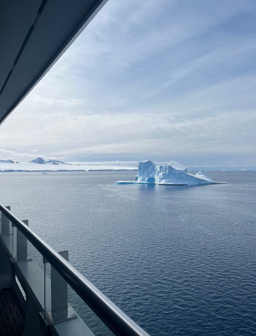 Istraživačka jahta za ekspediciju