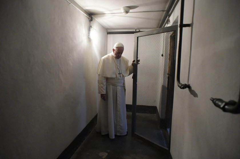 Papież Franciszek w obozie Auschwitz-Birkenau