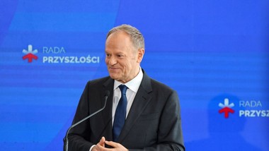 tusk ogłasza nowy projekt rządu. specjalnym organem pokieruje domański
