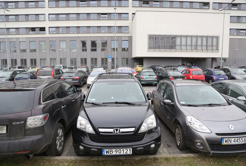 Wojna o parking na Ursynowie