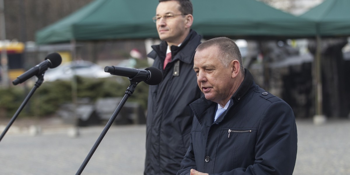 Marian Banaś, szef KAS, mówi o kolejnych obostrzeniach w branży paliwowej