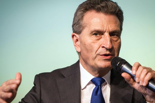 komisarz gunter Oettinger ke