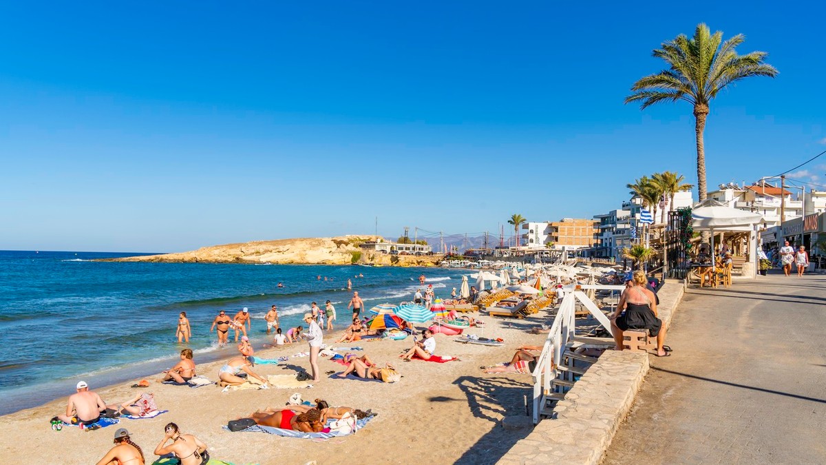 Srbin zaspao na nudističkoj plaži: Kad se probudio, doživeo šok života (ilustracija)