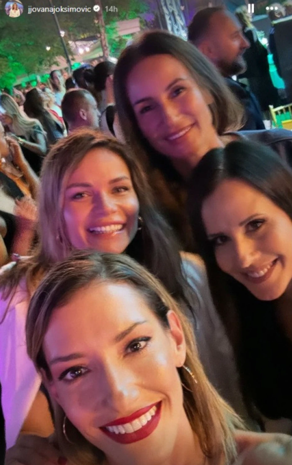 Tamara Vučić i Jovana Joksimović u provodu