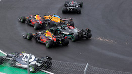 Minden idők egyik legnagyobb F1-es reformja: egyforma autók jönnek a Forma-1-ben