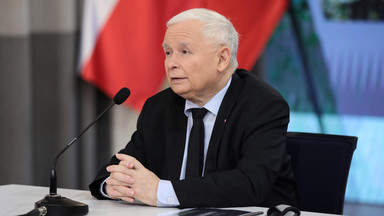 Jurasz: Tajna armia Kaczyńskiego. Retoryka używana przez prezesa PiS napawa niepokojem [ANALIZA]