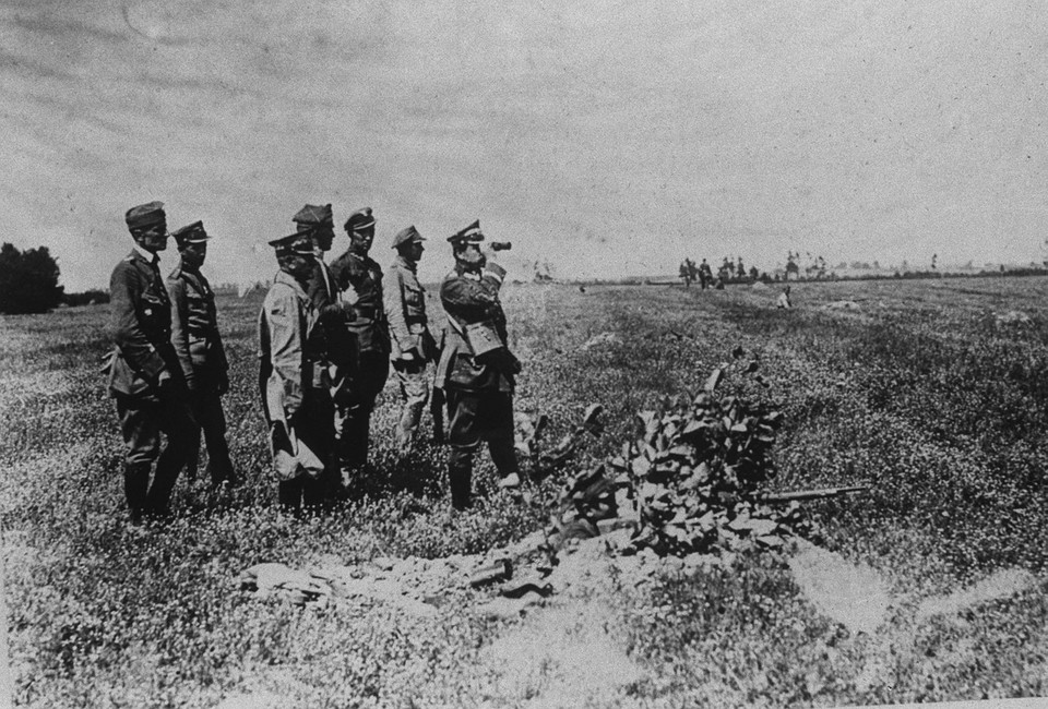 Dowódca frontu północnego, generał broni Józef Haller pod Okuniewem