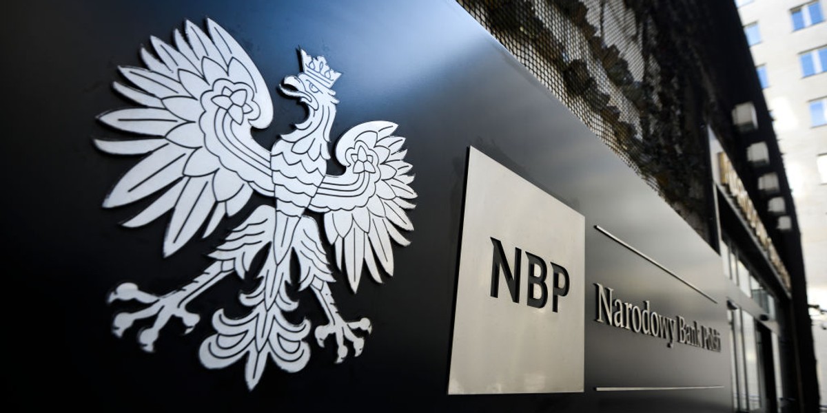 Narodowy Bank Polski wpłacił ponad 7,4 mld złotych do budżetu państwa. To 95 proc. zysku wypracowanego przez NBP w 2019 roku.