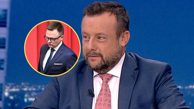 Adrian Klarenbach zakpił z Szymona Hołowni w TVP Info. Dyskusja dotyczyła... mikołajek w Sejmie