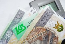 Trzynasta emerytura: kiedy zostanie wypłacona, kto jej nie dostanie, ile wynosi w 2026 roku? Odpowiedzi na najczęściej zadawane pytania