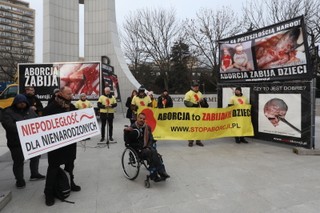 Coraz bliżej zakazu aborcji