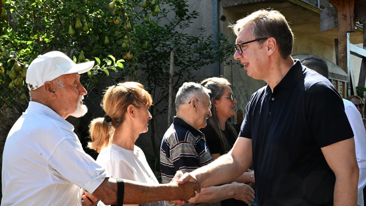 Aleksandar  Vučić