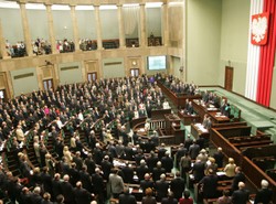 Posłowie na stojąco potępili Rosję