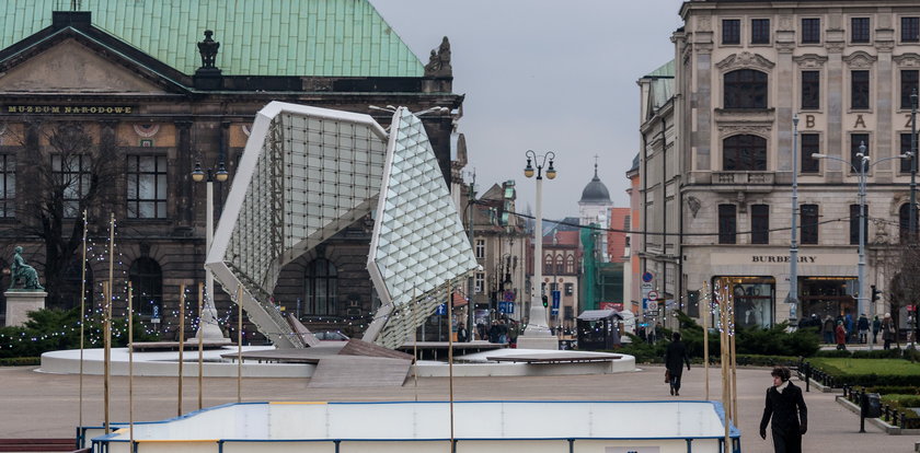 Zrobili za małe lodowisko!