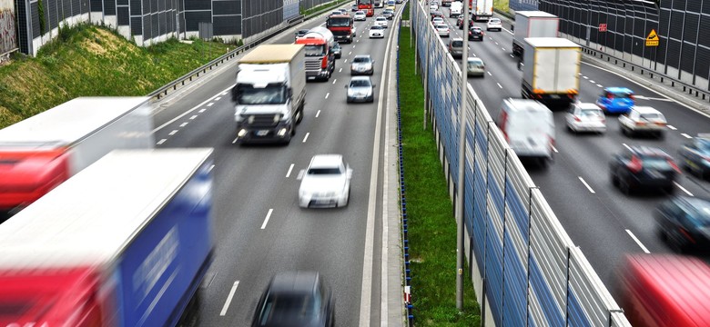 Krajowy System Zarządzania Ruchem Drogowym w opałach. "To grozi paraliżem w całej Polsce"