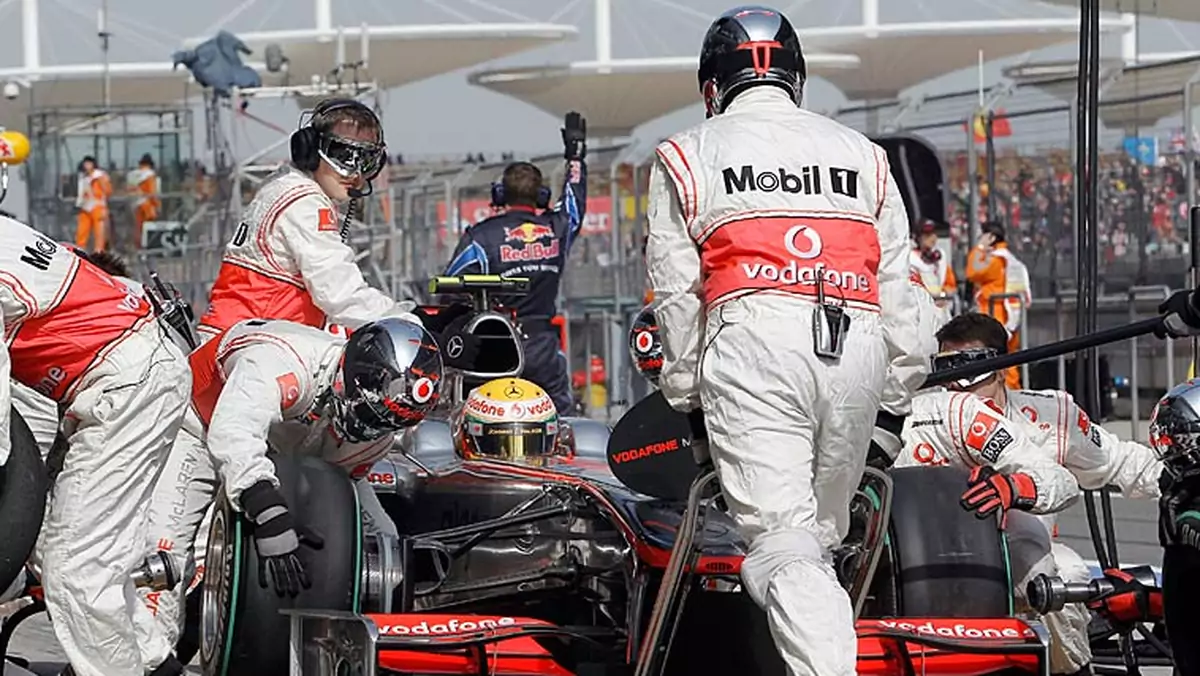 Grand Prix Turcji 2010: niedoścignione McLareny, Kubica 6. (1. trening, wyniki)