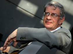 Słowa Tuska o IPN to groźba cenzury