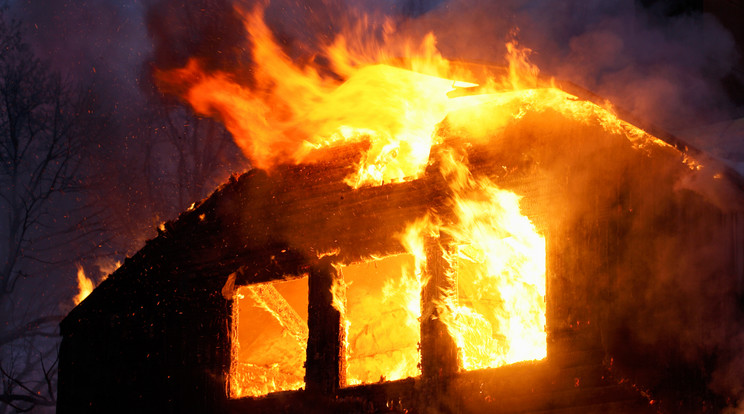 Felrobbant egy családi ház Muronyban /Illusztráció: Northfoto