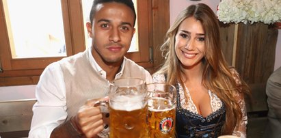 Piłkarze Bayernu balują na Oktoberfest. Lewy przyszedł sam