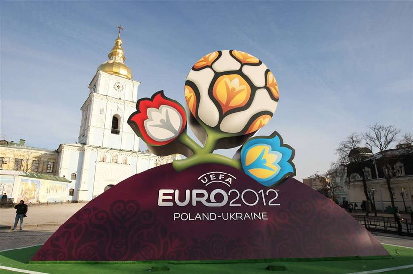 prezentacja logo na euro 2012