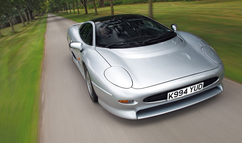 Jaguar XJ 220 - jag-pot: supermegakot