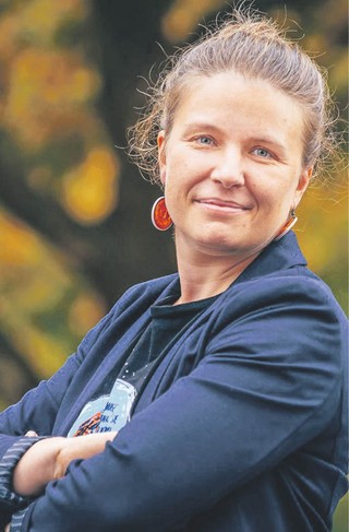 Małgorzata Mikucka – socjolożka, badaczka na Uniwersytecie w Mannheimie. Zajmuje się wpływem życiowych przemian i społecznych nierówności na zdrowie i dobrostan