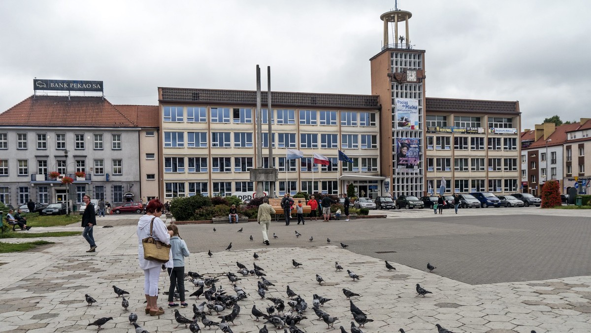 Koszaliński samorząd zapewni w tym roku warunki do osiedlenia się dwóm rodzinom Polaków z Kazachstanu. Repatrianci otrzymają lokal komunalny z wyposażeniem.