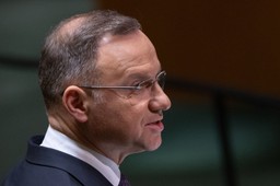 Prezydencki projekt ustawy z podwyżkami dla nauczycieli złożony w Sejmie