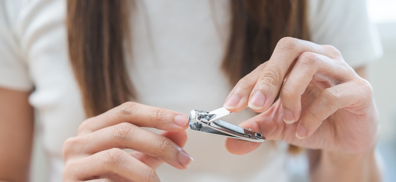 Śmierdzi jak zgniłe jajka, ale może wyleczyć grzybicę paznokci