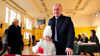 SZCZECIN WYBORY SAMORZĄDOWE II TURA (Piotr Krzystek, Ania Krzystek, Małgorzata Krzystek)