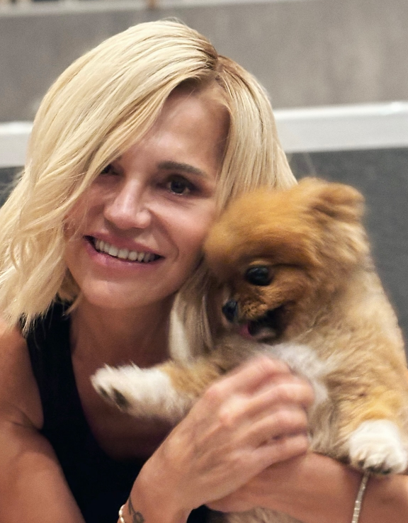 Dara Rolins sa odfotila odlíčená.