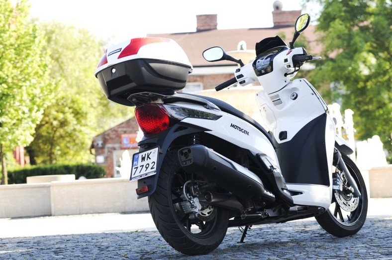 Kymco GT300i People