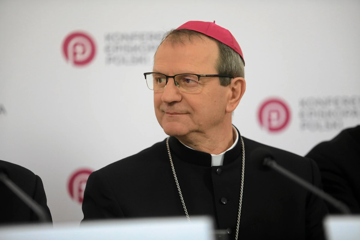  Problemy szefa polskiego episkopatu? Do nuncjatury wpłynęło zawiadomienie w jego sprawie