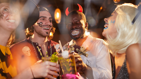 Kísérteties és gyönyörű: ilyen változásokon mentek át a halloween jelmez trendek az elmúlt 150 évben 