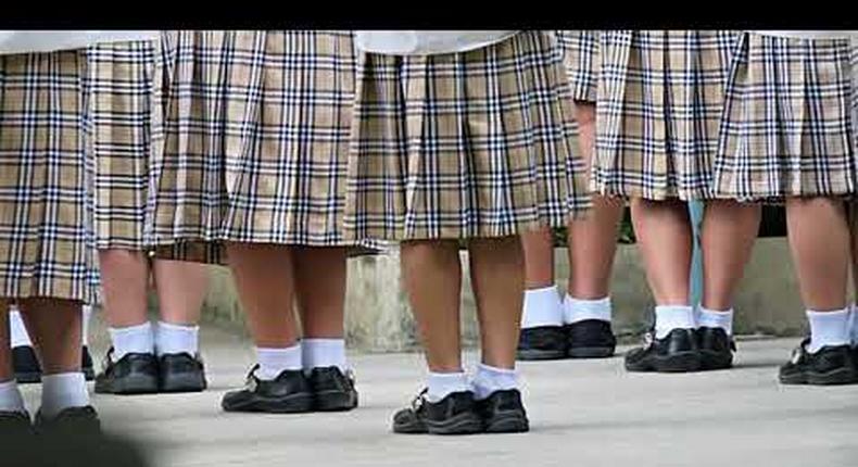 Girls at North Carolina school don't have to wear skirts, judge rules (Youtube)