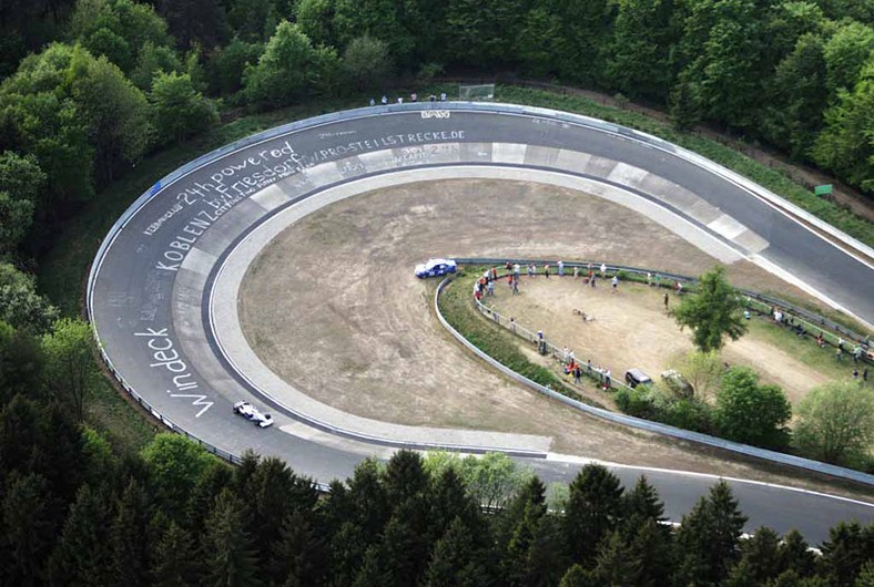 Nürburgring ma 90 lat