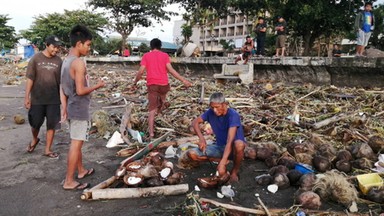 Co najmniej 47 ofiar tajfunu na Filipinach