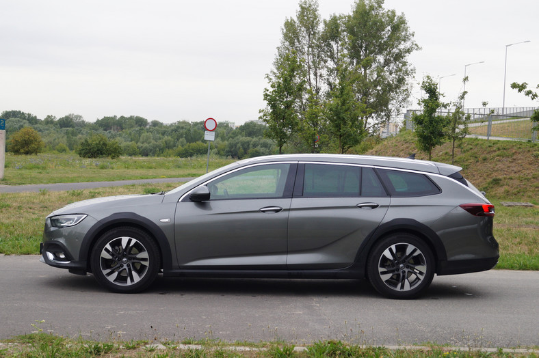 Opel Insignia Country Tourer