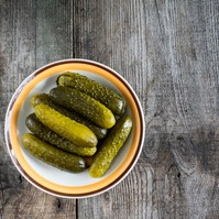 Nébih: ha ilyen savanyú uborkát vett, ne egye meg, vigye vissza!