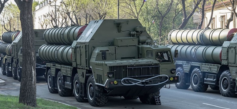 Dwa dywizjony rakiet S-400 jadą z Dalekiego Wschodu Rosji na Białoruś