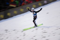 złodziej zadzwonił do prezesa federacji. wcześniej ukradł sprzęt norweskim skoczkom narciarskim