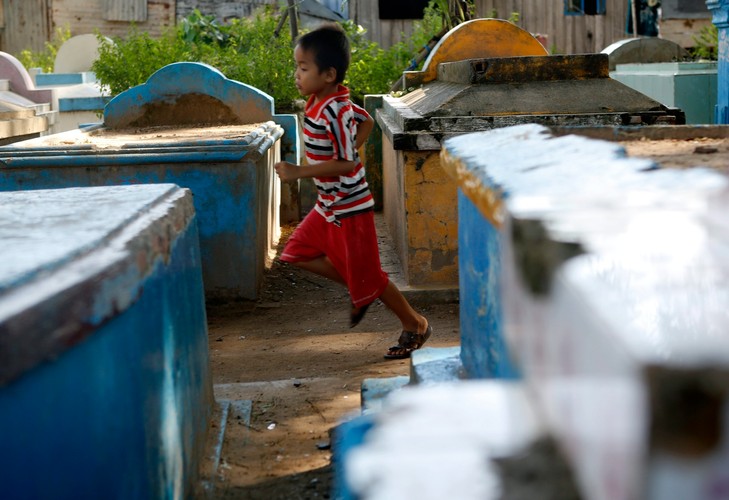 Osiedle na cmentarzu w Phnom Penh