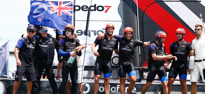 Żeglarze Emirates Team New Zealand zdobyli Puchar Ameryki