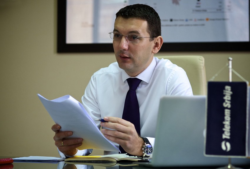 Povukao se sa funkcije jer je dogovoreno da ostane do okončanja prodaje Telekoma: Raduljko