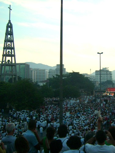 Katedralna dzwonnica zwoływała wiernych na procesję