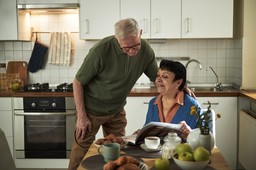 Skończyłeś 65 lat? Oto 5 dodatków do emerytury, które ci się należą