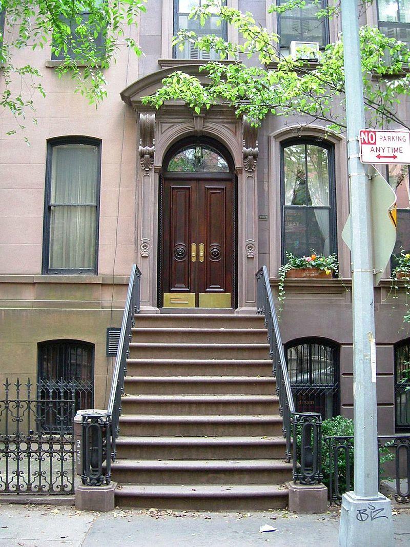 66 Perry Street Carrie Bradshaw's House From Sex And The City (1149739647)