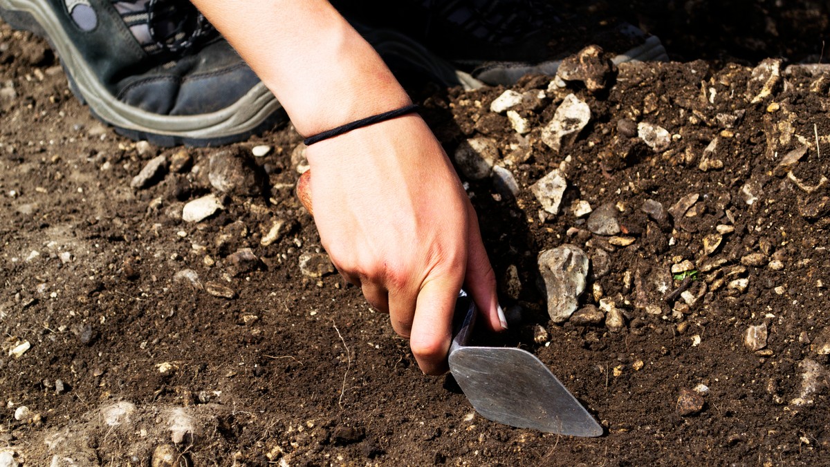 Pokazy metod pozyskiwania ognia, wytwarzania barwników mineralnych i obróbki krzemienia, będzie można oglądać podczas 12. Pikniku Archeologicznego "Rydno", w Wąchocku (Świętokrzyskie). Impreza przybliżająca życie w epoce kamienia, rozpoczyna się w czwartek.