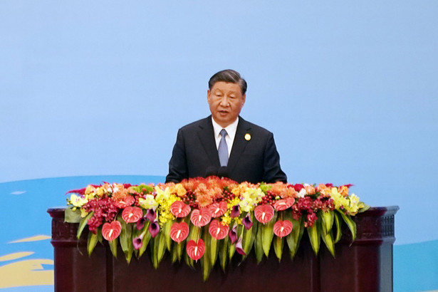 Xi Jinping: "Chiny i UE nie powinny postrzegać się wzajemnie jako rywale pomimo różnych systemów".